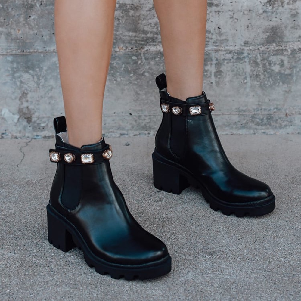Steve Madden Amulet Boots